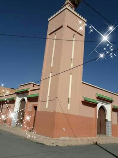 الجانب الديني لمدينة عين بني مطهر في أربعينيات القرن الماضي