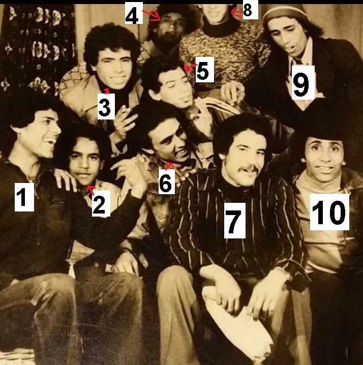 صورة من الزمن الجميل لأبناء عين بني مطهر