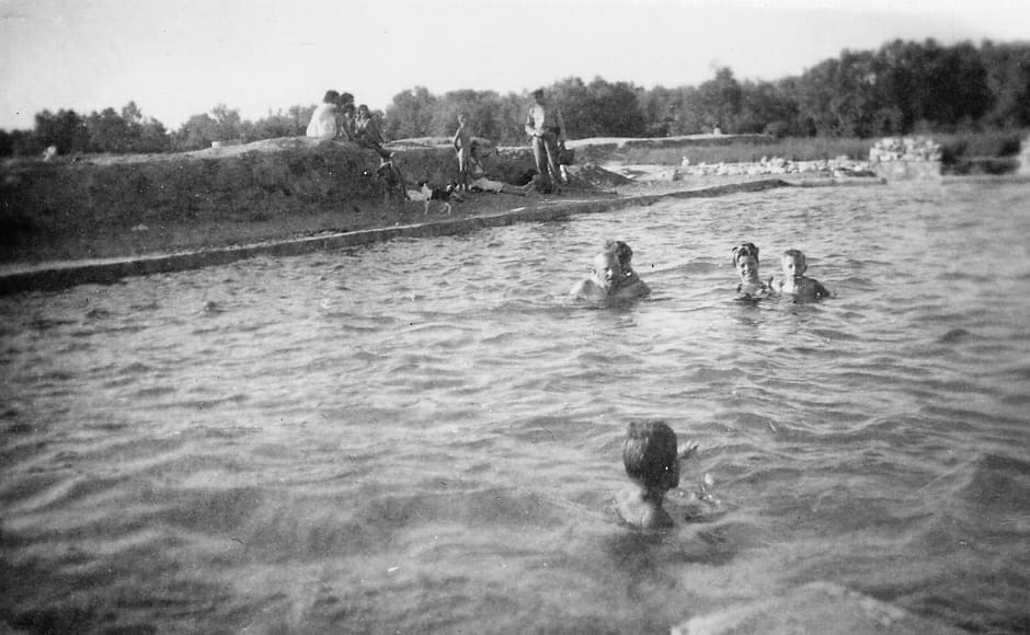 من ذاكرة عين بني مطهر ( المسبح )